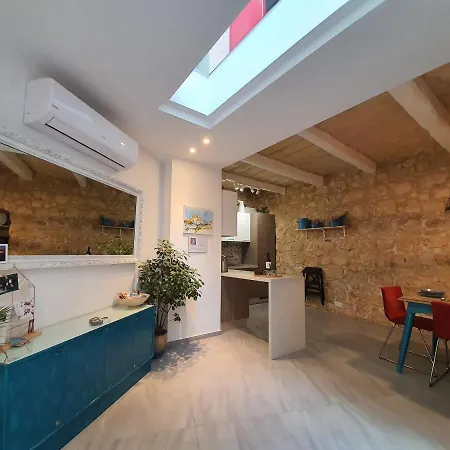 Maltese Charm 拉巴特