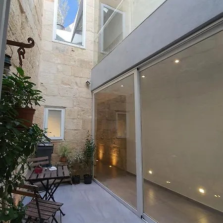 Maltese Charm * Rabat